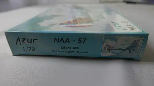 Azur NAA-57-1:72-009-Modellflieger-OVP-0757