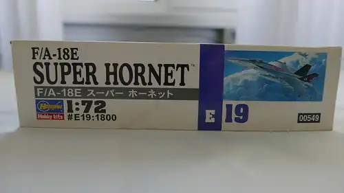 Hasegawa F/A-18E Super Hornet U.S. Navy Carrier-Borne Fighter/Attacker-1:72-00549 (E19)-Modellflieger-OVP-0752