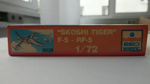 Esci "Skoshi Tiger" F5-RF5-1:72-9038-Modellflieger-OVP-0733