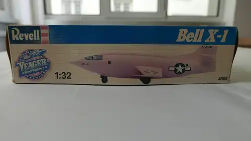 Revell Bell X-1 Yeager Super Fighters-1:32-4565-Modellflieger-OVP-0714