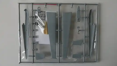 AZ Model L-13J/L13 Blaník-1:72-AZCZ4-Modellflieger-OVP-0686