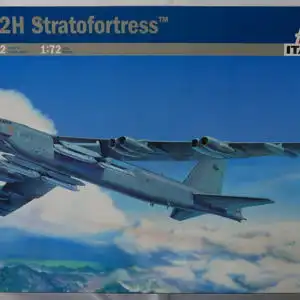 Italeri B-52H Stratofortress-1:72-1262-Modellflieger-OVP-0007