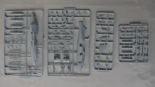 Airfix Hawker Siddeley AV-8A Harrier-1:72-A04057-Modellflieger-OVP-0668