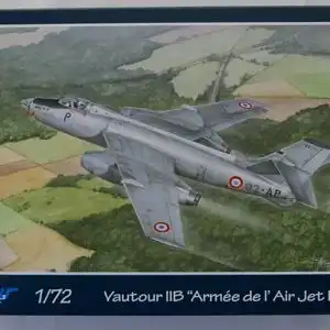 Azur Vautour IIB "Armée de I´Air Jet Bomber"-1:72-A056-Modellflieger-OVP-0586