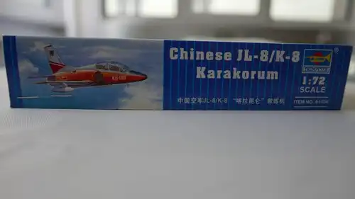 Trumpeter Chinese JL-8/K-8 Karakorum-1:72-01636-Bauteile versiegelt-Modellflieger-OVP-0560