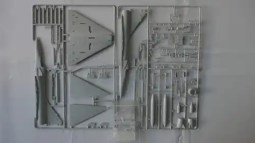 Italeri Mirage 2000 C-1:72-012-Modellflieger-OVP-0465