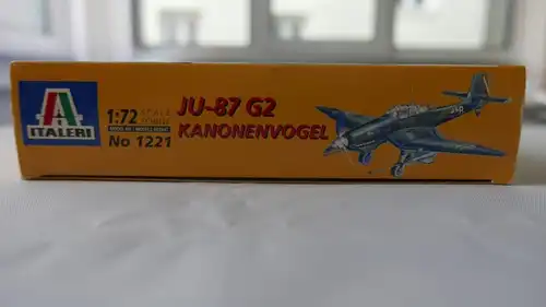 Italeri JU-87 G2 Kanonenvogel-1:72-1221-Modellflieger-OVP-0462