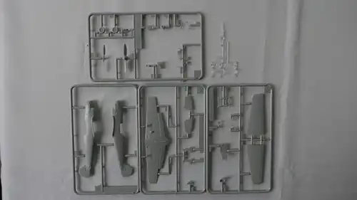 Heller Messerschmitt BF 109 B-1/C-1-1:72-80236-Modellflieger-OVP-0434