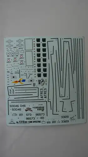 Italeri Lockheed Martin AC-130H "Spectre"-1:72-1310-Modellflieger-OVP-0285