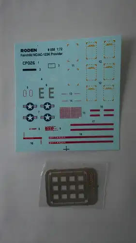 Roden Fairchild NC/AC-123K Black Spot-1:72-058-Modellflieger-OVP-0277