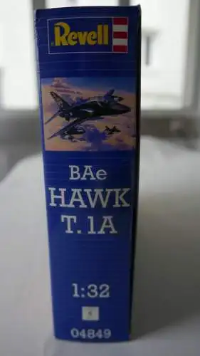 Revell BAe Hawk T. 1A-1:32-04849-Modellflieger-OVP-0264