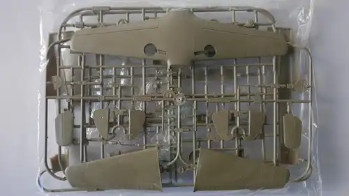 Eduard Messerschmitt Bf-108B Taifun-1:48-8052-Modellflieger-OVP-0202