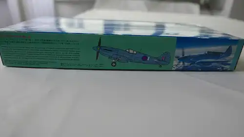 Fujimi Spitfire P.R.Mk.19 "Blue Invader"-1:72-72004-Modellflieger-OVP-0172