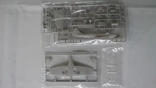 Fujimi Spitfire P.R.Mk.19 "Blue Invader"-1:72-72004-Modellflieger-OVP-0172