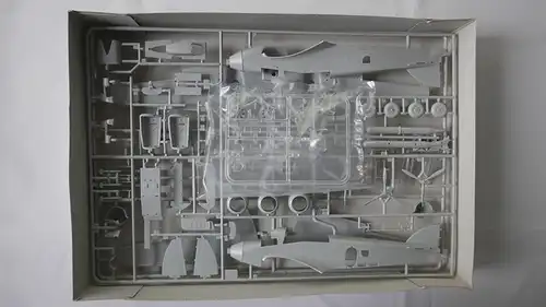 Italeri SM 79 Sparviero-1:72-1225-Modellflieger-OVP-0150