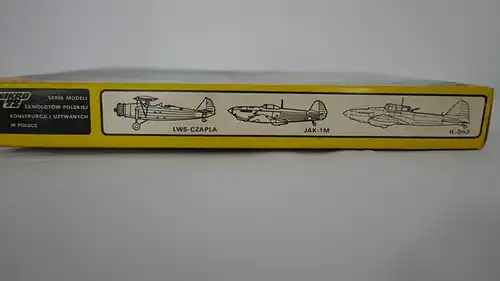 ZTS Plastyk PZL-37 A/B LOS-1:72-SO4-Modellflieger-OVP-0081