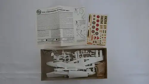 Airfix Strikemaster 1:72 Model Kit-02044/6-Modellflieger-OVP-0022