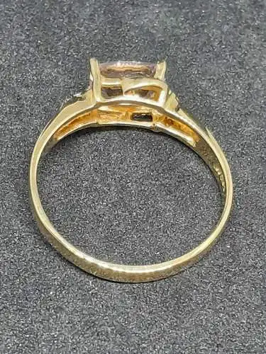 Goldring mit Morganit und Diamanten 14 Karat - Gelbgold - 585 Echtgold - Ring