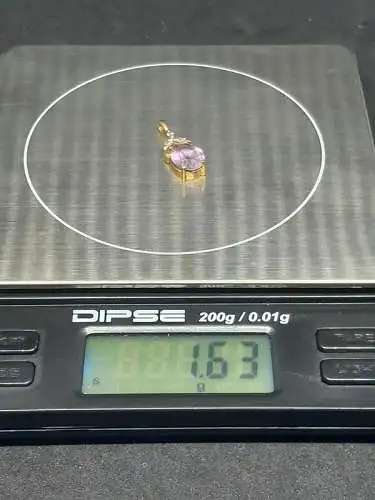 Kettenanhänger - Goldanhänger mit synthetischen Amethyst - 8 Karat - 333 Echtgold - Anhänger