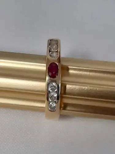 Goldring mit Rubin und Diamanten - 14 Karat - Gelbgold - 585 Echtgold - Damenring