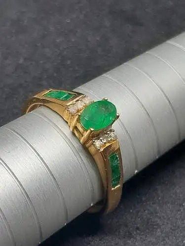 Goldring mit Diamanten und Smaragden - 14 Karat - 585 Echtgold - Ring - Goldring