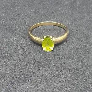 Goldring mit Peridot - 9 Karat - 375 Echtgold - Ring - Goldring