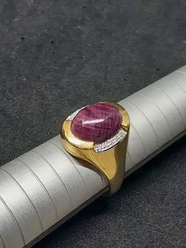 Goldring mit Rubin und Diamanten - Ring - 14 Karat - 585 Echtgold - Goldring