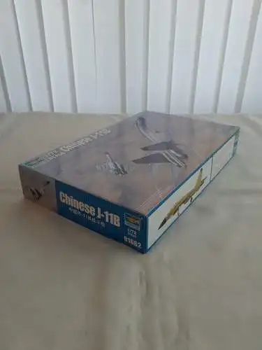 Trumpeter Chinese J-11B-1/72-01662-Bauteile versiegelt-Modellflieger-OVP-1250