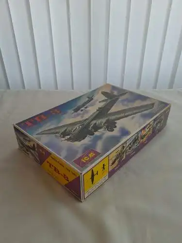 ICM - TB-3 Soviet Heavy Bomber-1:72-72091-Modellflieger-OVP-1249