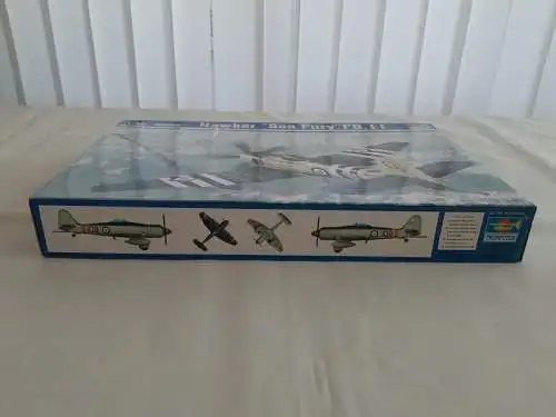 Trumpeter Hawker "Sea Fury" FB.11-1:72-01631-Bauteile versiegelt-Modellflieger-OVP-1248