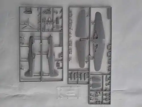 FineMolds Kawasaki Ki-61 "Otsu" Tony-1:72-FP24 1900-Modellflieger-OVP-1234