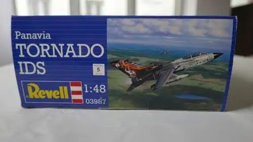 Revell-Panavia Tornado IDS-1:48-03987-Modellflieger-OVP-0238