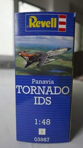 Revell-Panavia Tornado IDS-1:48-03987-Modellflieger-OVP-0238