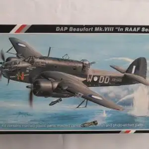 Special Hobby DAP Beaufort Mk.VIII "In RAAF Service"-1:72-72027-Modellflieger-OVP-1212