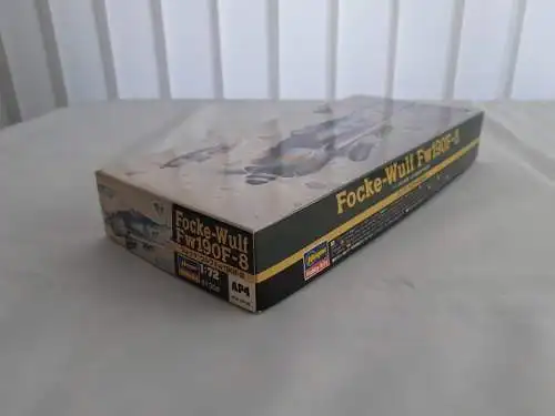 Hasegawa Focke-Wulf Fw190F-8-1:72-51304-Modellflieger-OVP-1206