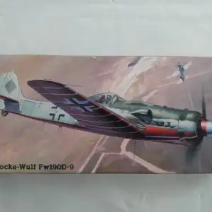 Hasegawa Focke-Wulf Fw190D-9-1:72-51036 (AP6)-Modellflieger-OVP-1194