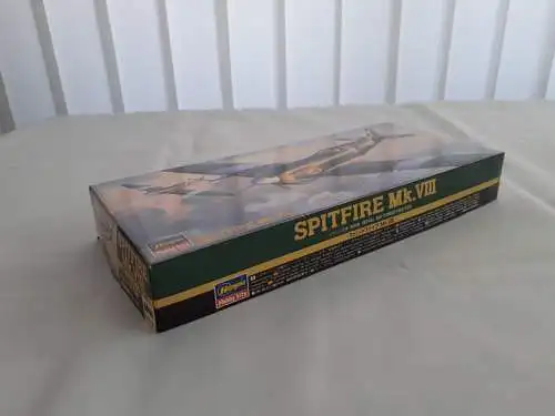 Hasegawa Spitfire Mk. VIII-1:72-51341 (AP41)-Modellflieger-OVP-1193
