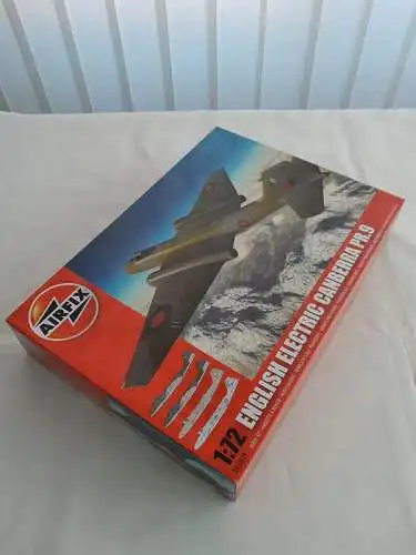 Airfix English Electric Canberra PR.9-1:72-A05039-Modellflieger-OVP-1176