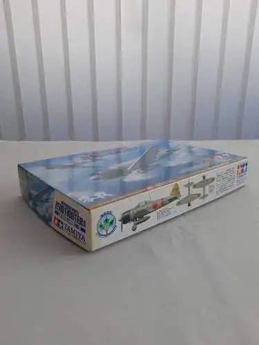 Tamiya Mitsubishi A6M2b Zero Fighter (Zeke)-1:72-60780-Modellflieger-OVP-1159