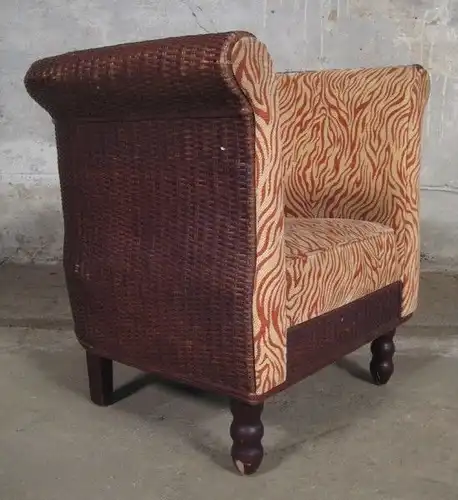 Zwei elegante Desiner Sessel gefertigt in den 70iger Jahren Antik Kolosseum