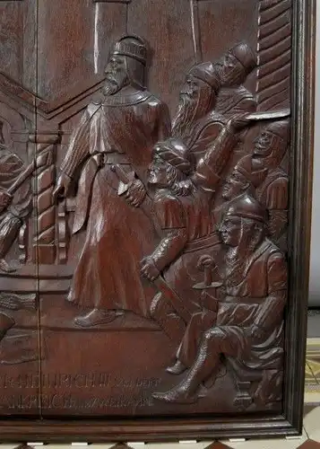 Original Barock Holz - Relief mit Krönungsszene gefertigt um 1740Antik Kolosseum