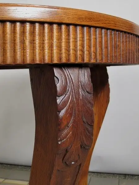Schöner Beistell- Tisch aus der Neorenaissance gefertigt um 1920 Antik Kolosseum 5