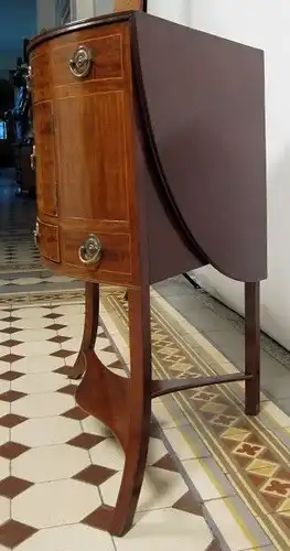 Seltener Englischer Victorian Eck- Waschtisch aus Mahagoni Antik Kolosseum