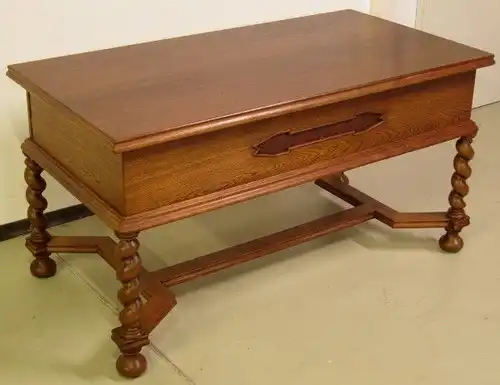 Restaurierter Eiche Schreibtisch mit Zopfsäulen gefertigt um 1910Antik Kolosseum