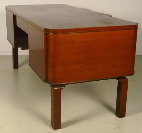 Eleganter Bauhaus / Art Deco Schreibtisch gefertigt um 1920 Antik Kolosseum 4
