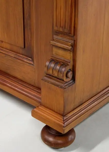 Original dreiteiliger restaurierter Brandschrank aus Weichholz Antik Kolosseum 8