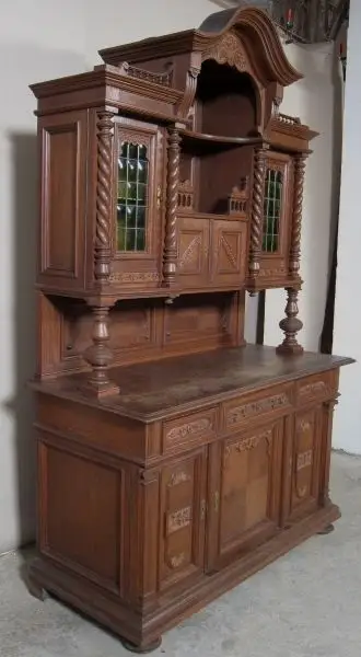 Schönes Jugendstil Nussbaum Buffet mit grünen Butzenscheiben Antik Kolosseum 3