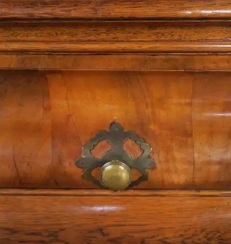 Original Wellschrank mit Schublade gefertigt um 1730 Antik Kolosseum