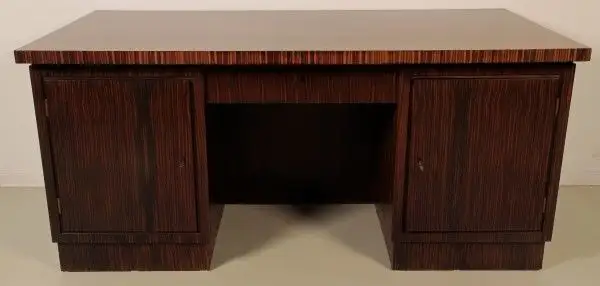 Schöner Freisteher Bauhaus Schreibtisch aus Makassar Antik Kolosseum 0
