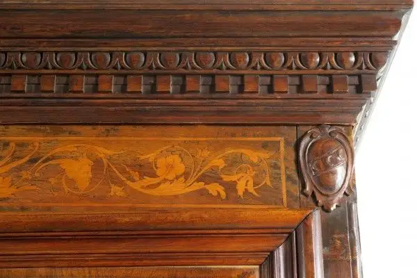Original Barock Kleiderschrank mit wunderschönen Intarsien Antik Kolosseum 4
